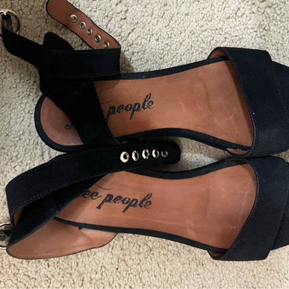 Free People Platform Sandals - Picture 2 of 4